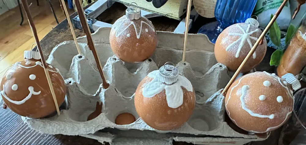 ornaments with puffy paint