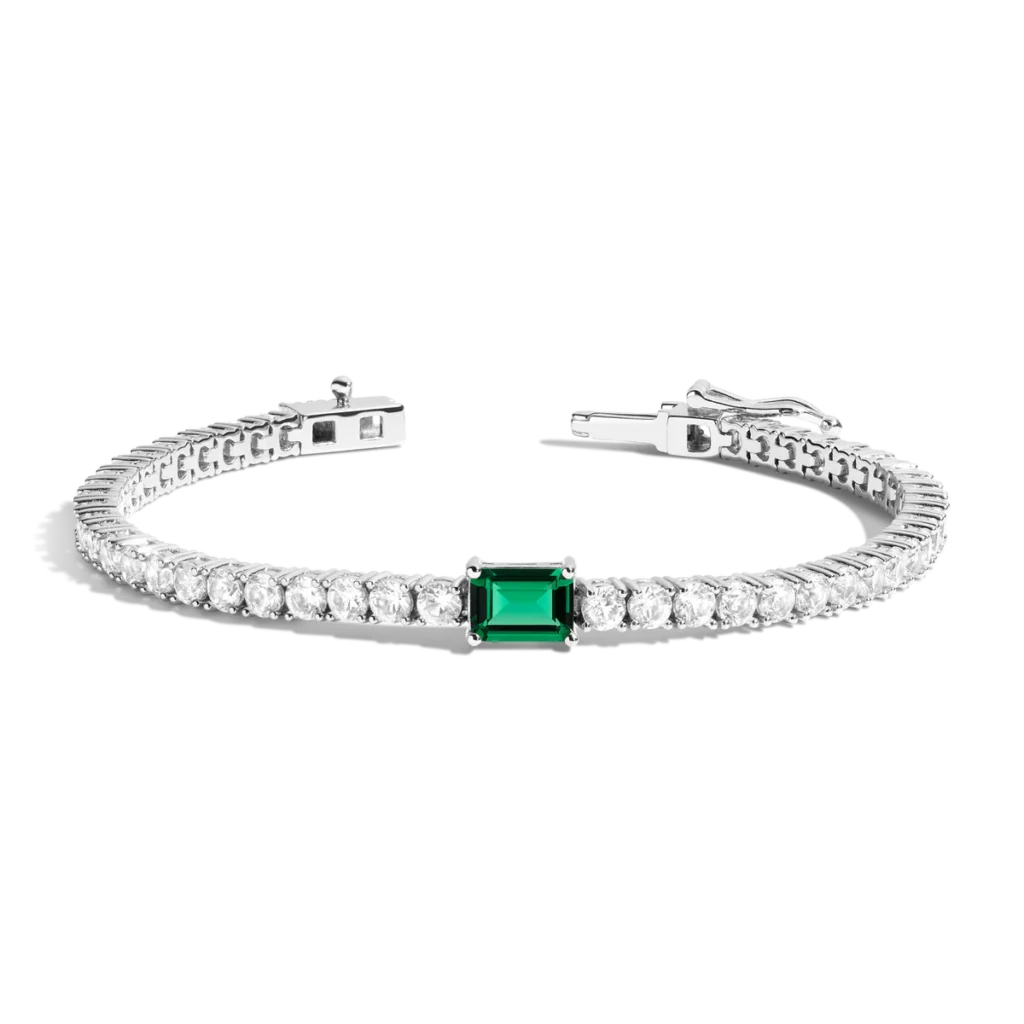 tennis bracelet with emerald