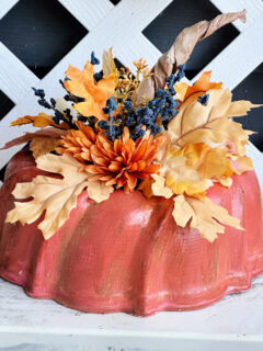 Pumpkin Bundt Pan Craft top view with florals