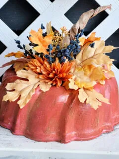 Pumpkin Bundt Pan Craft top view with florals