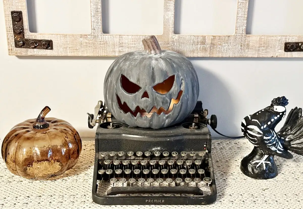 black terracotta pumpkin diy