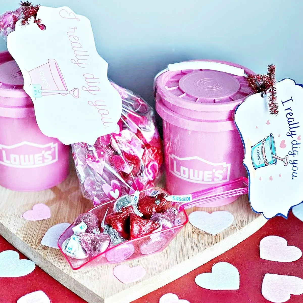 2 pink lowes mini buckets with dirt cup dessert and printable tags