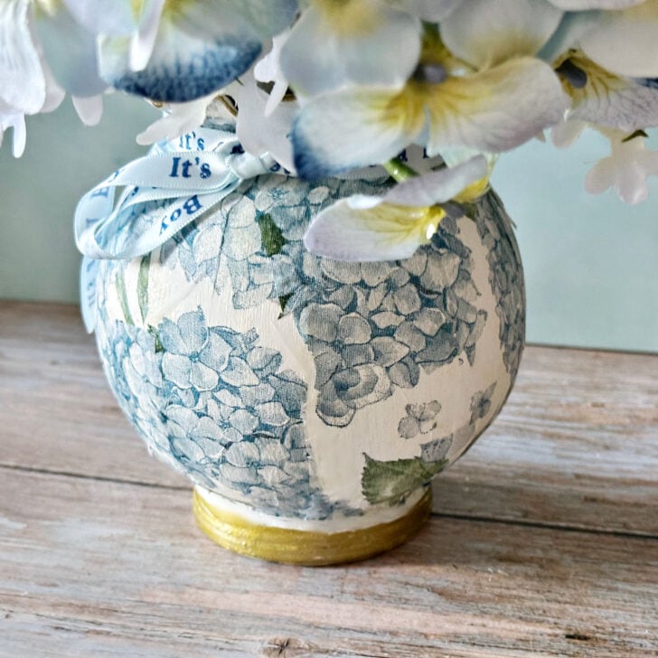 gold paint marker used on glass vase