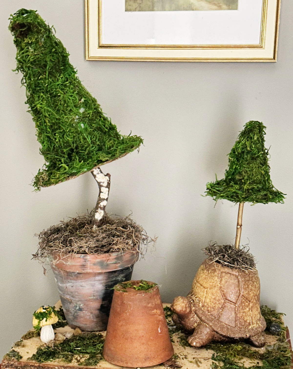 2 diy moss witch hat topiary halloween crafts