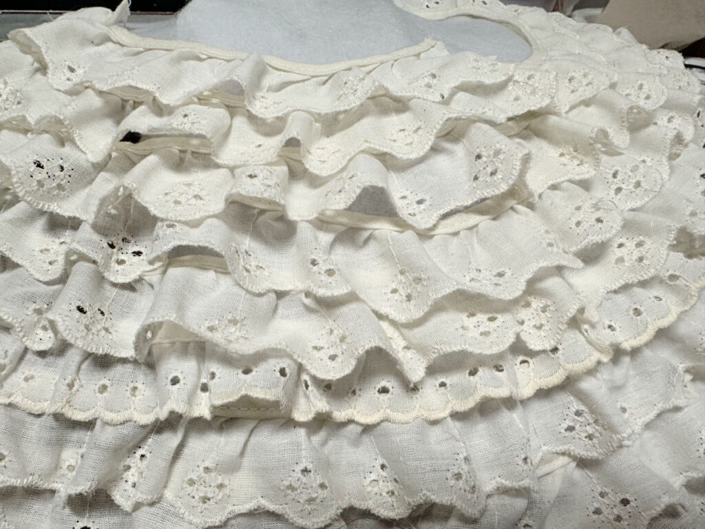 hot gluing lace to wreath form